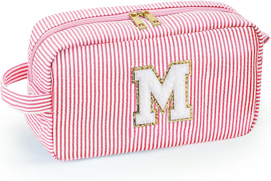 YOOLIFE Birthday Gifts for Mom - Personalized Initial Cute Cosmetic Pink Makeup Bag Toiletry Bag Makeup Brush Pouch for Friend Female Her Mom Sister Gifts for Women Ever Mom In Law Godmother Best M